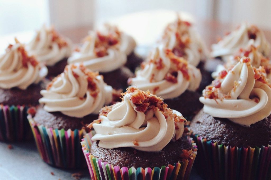 cupcakes dans assiette